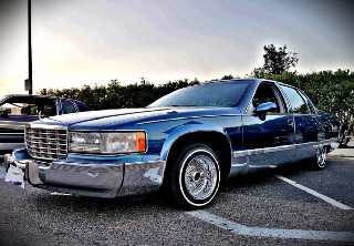 Cadillac Fleetwood 1993 bleu