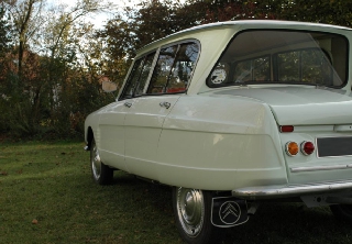 Citroën AMI 6 1965 BLANC