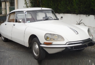 Citroën DS 1972 blanche