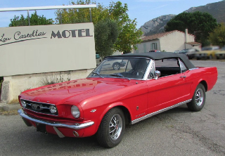 FORD MUSTANG GT 1966 ROUGE