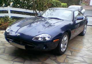 Jaguar XK8 1998 bleu