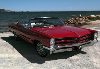 Pontiac catalina 1966 rouge