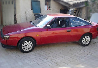 Toyota celica 1987 rouge
