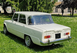 Alfa Romeo Giulia 1966 Blanc