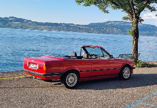 Bmw E30 325i cabriolet 1987 rouge