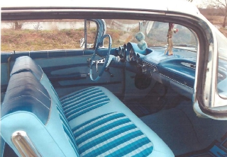 Chevrolet Impala 1959 bleu ciel