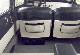 Citroën Traction 1957 blanche et noire