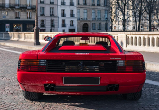 Ferrari testarossa 1984 rouge