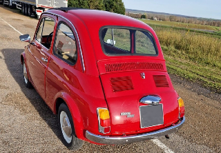 Fiat  500 F 1970 ROUGE