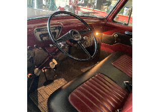 Ford F100 1953 Bordeaux