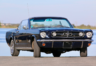 Ford Mustang 1965 Bleu marine