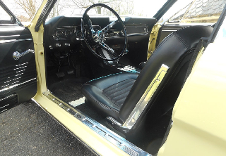 Ford mustang 1966 jaune