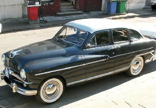 Ford Vendome 1954 Vert métal/gris