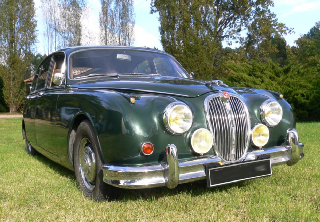 Jaguar MK 2 1960 vert Anglais