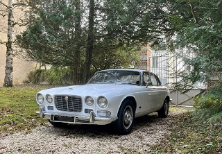 Jaguar XJ6 1972 Blanche 