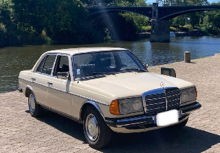 Mercedes Benz W123 300D 1977 Blanc crème