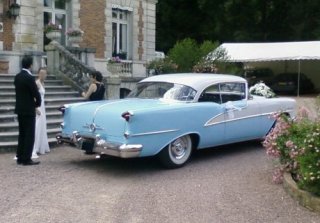 Oldsmobile Holiday 1955 Bleu/Blanc