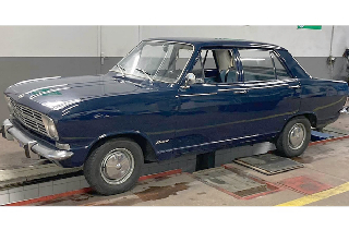 Opel Kadett 1968 bleue