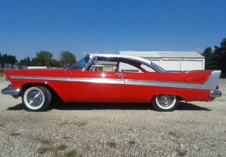 Plymouth Fury 1958 rouge/blanc
