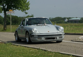 Porsche 911S 1977 gris