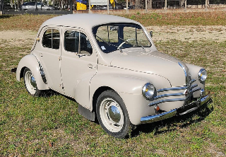 Renault 4CV 1957 Blanc crème
