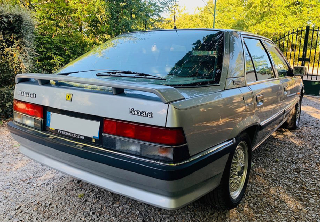 Renault R25 Baccara 1991 Gris