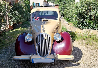 Simca Simca 8 1950 Ivoire et Bordeaux