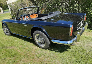 Triumph TR4 A irs 1968 Noire