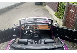 Triumph TR6 1973 Magenta
