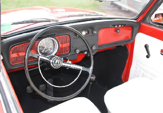 Volkswagen coccinelle  1971 rouge